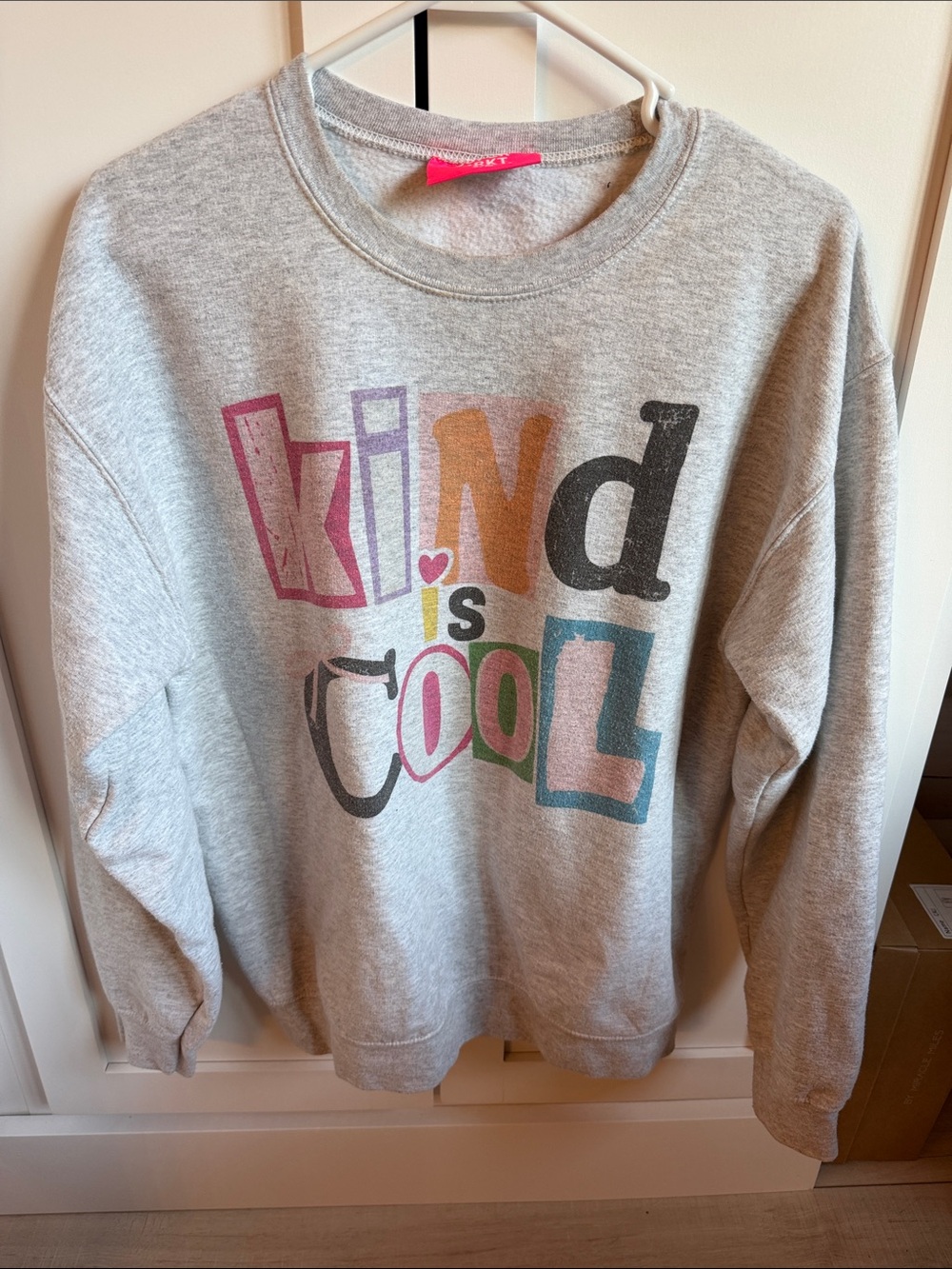 Women's Grey 'Kind Is Cool' Graphic Crewneck Sweatshirt